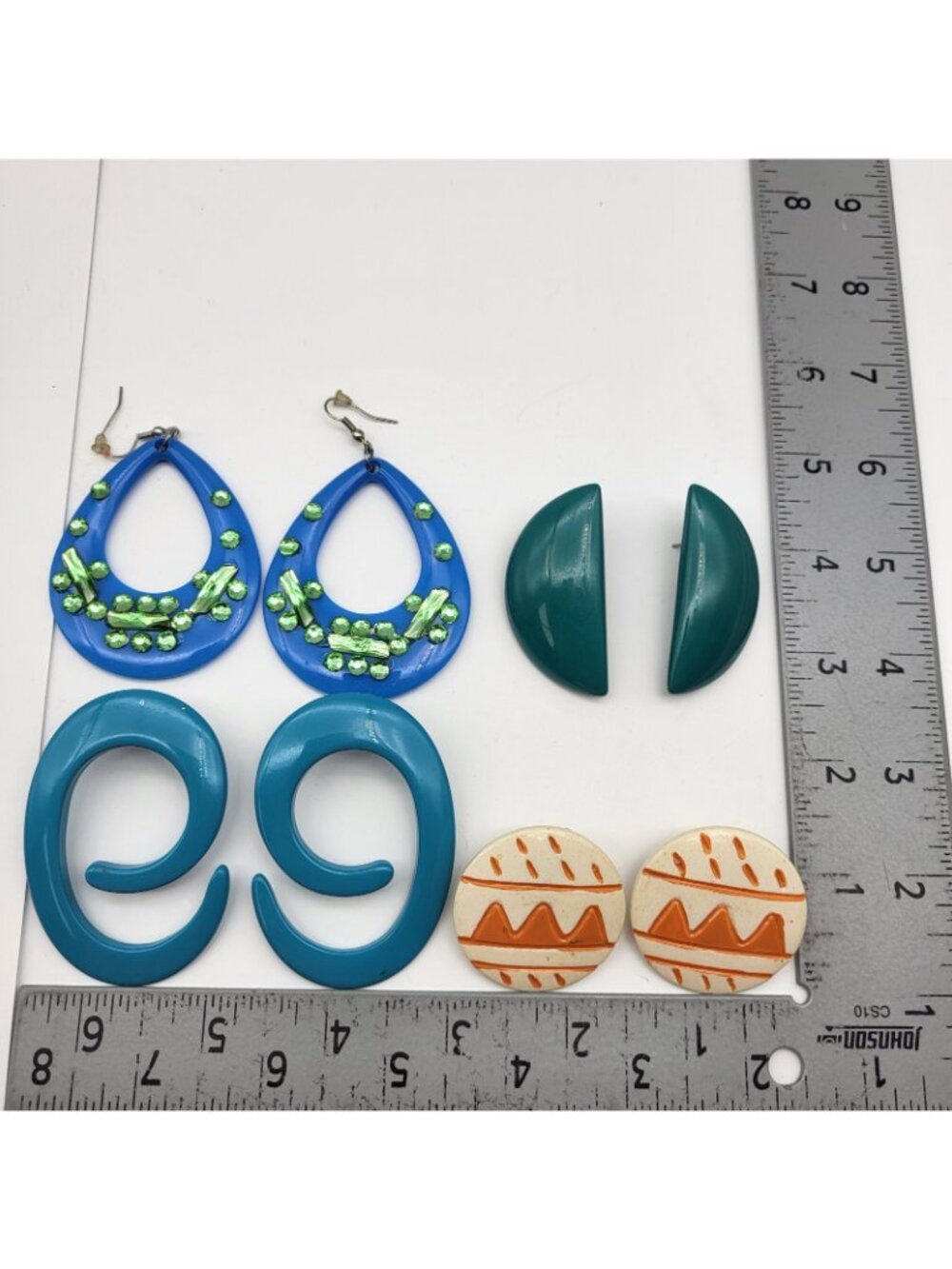 Retro 80's Earrings lot Bold pierced festival Maximalist Big Boho Funky - Picture 10 of 11